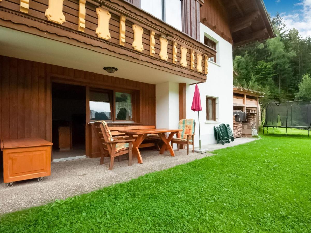 Apartment On The Mountainside In Silbertal Bagian luar foto
